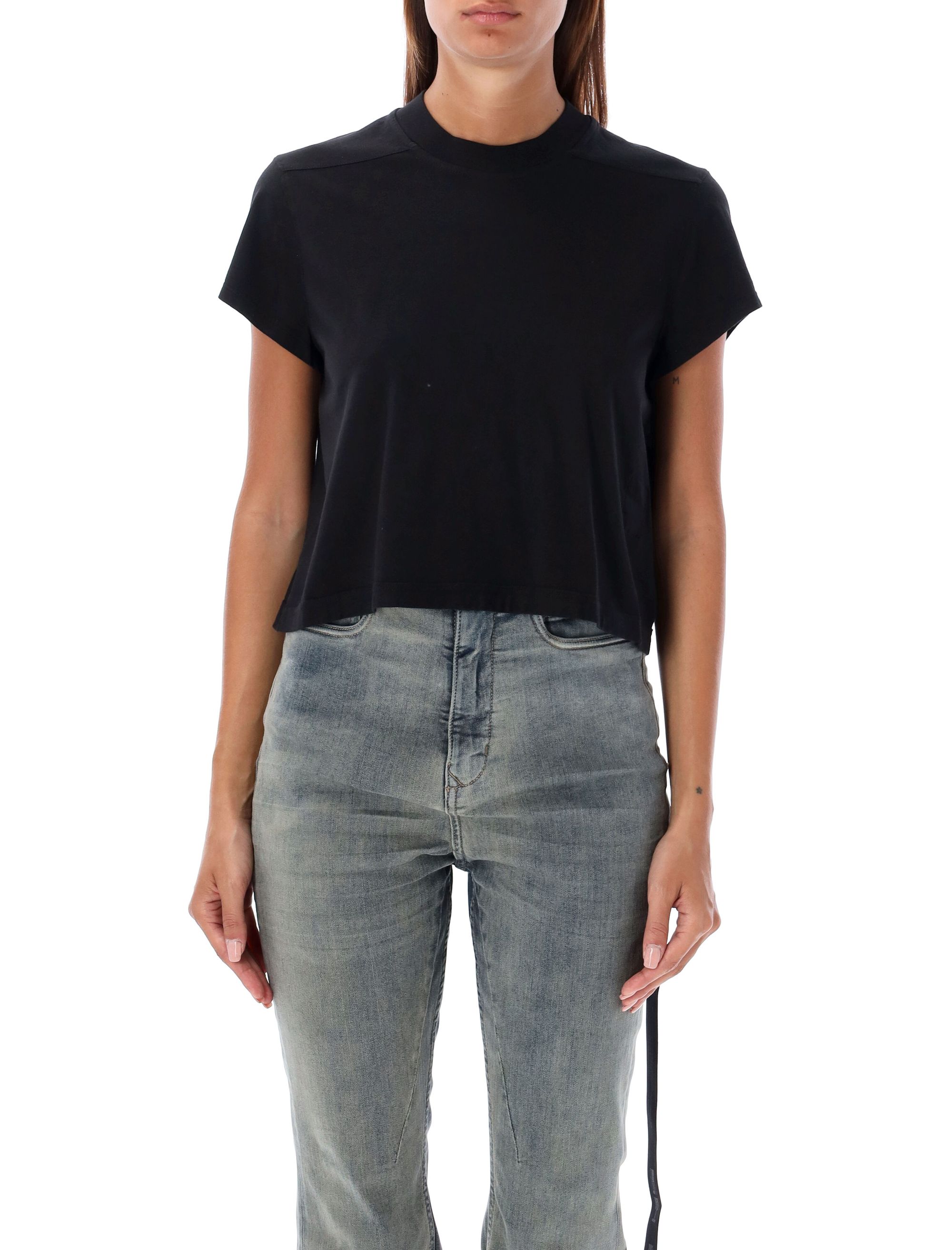 Cropped Small Level T-shirt