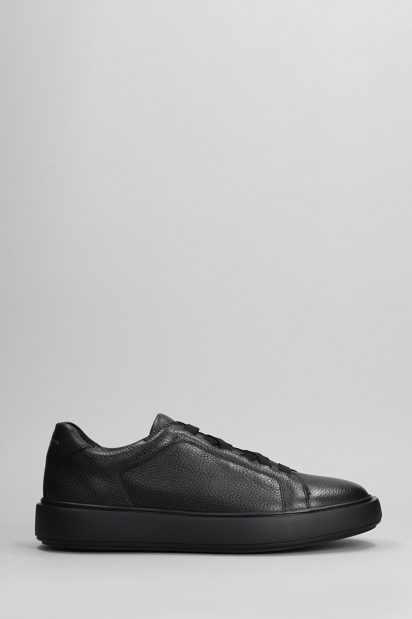 Slouch 001 Sneakers In Black Leather