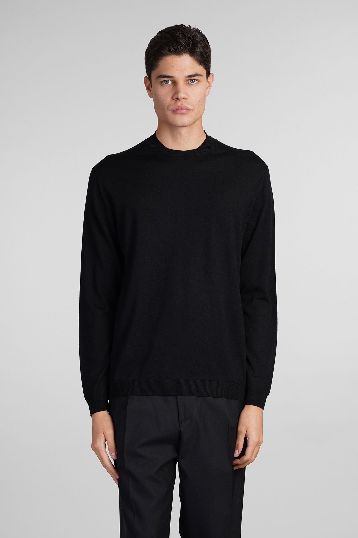 K139 Knitwear In Black Wool