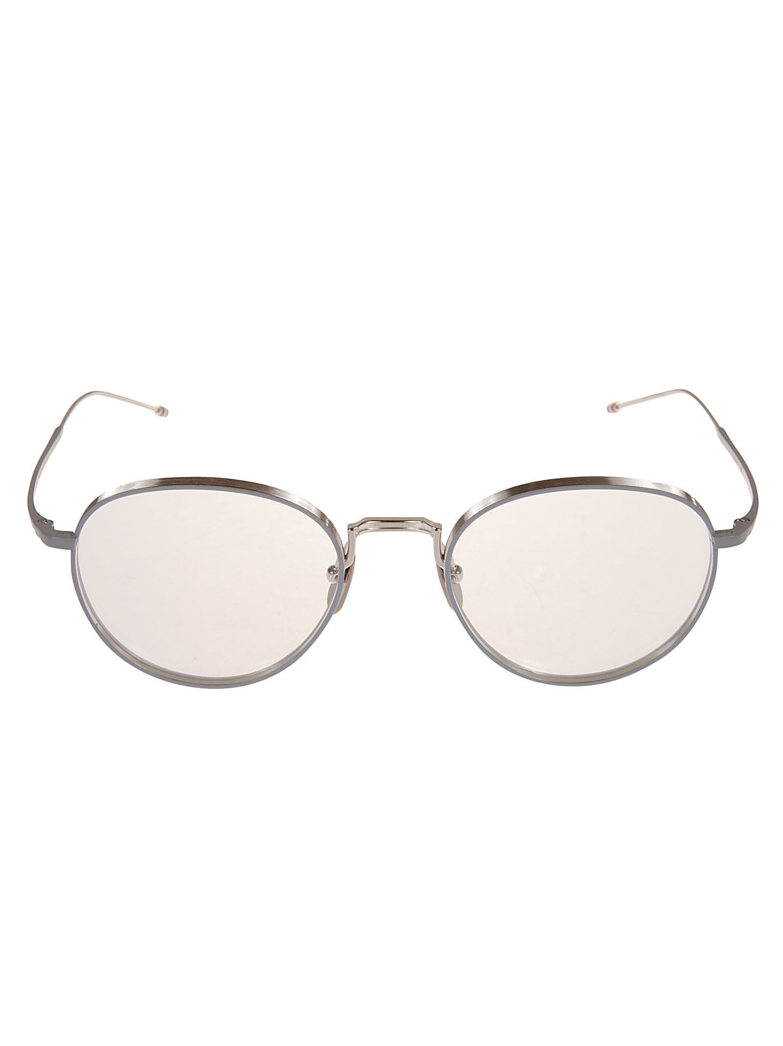 Curved Metallic Glasses