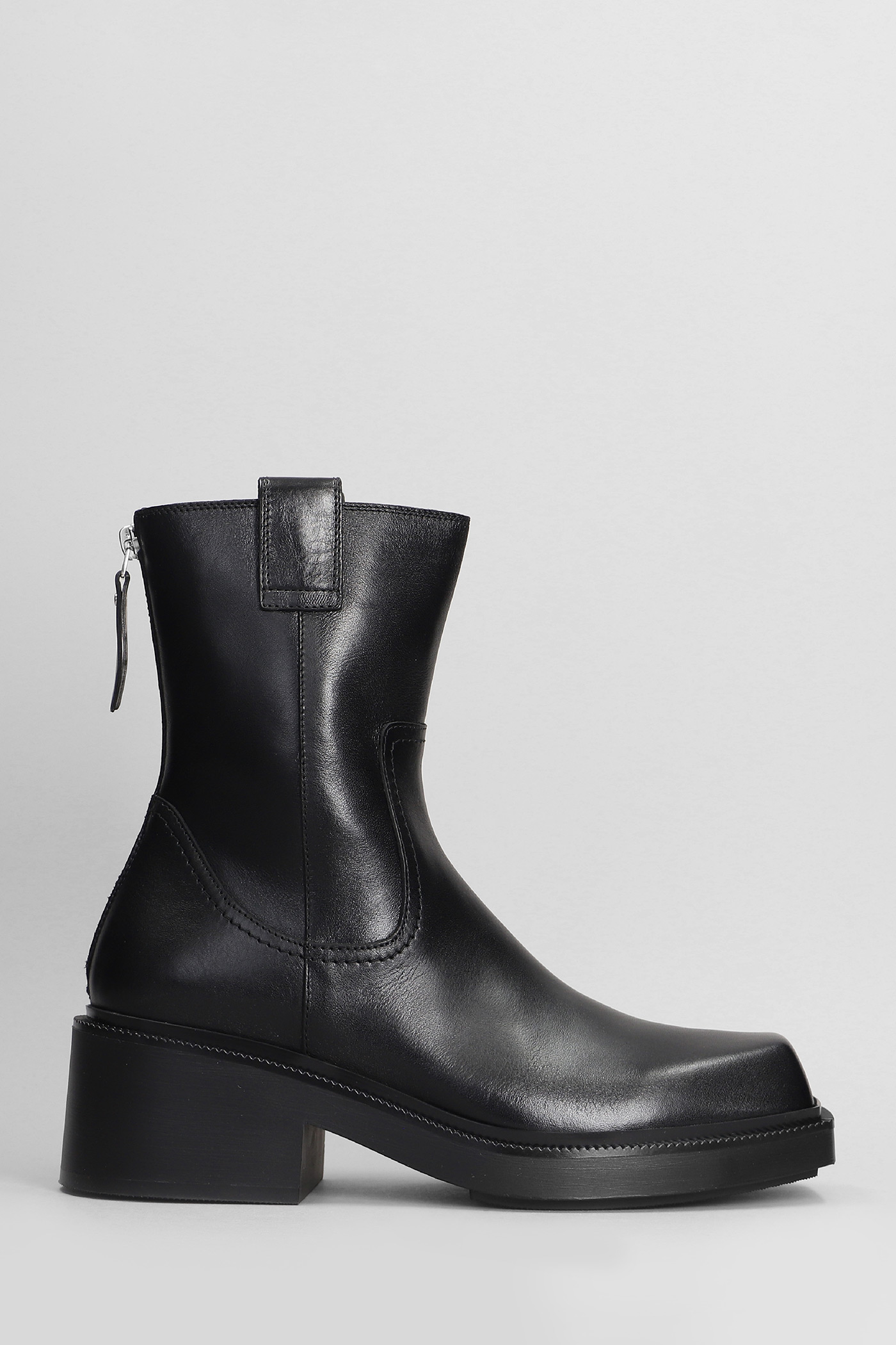 Vic Matié Pampas High Heels Ankle Boots In Black Leather