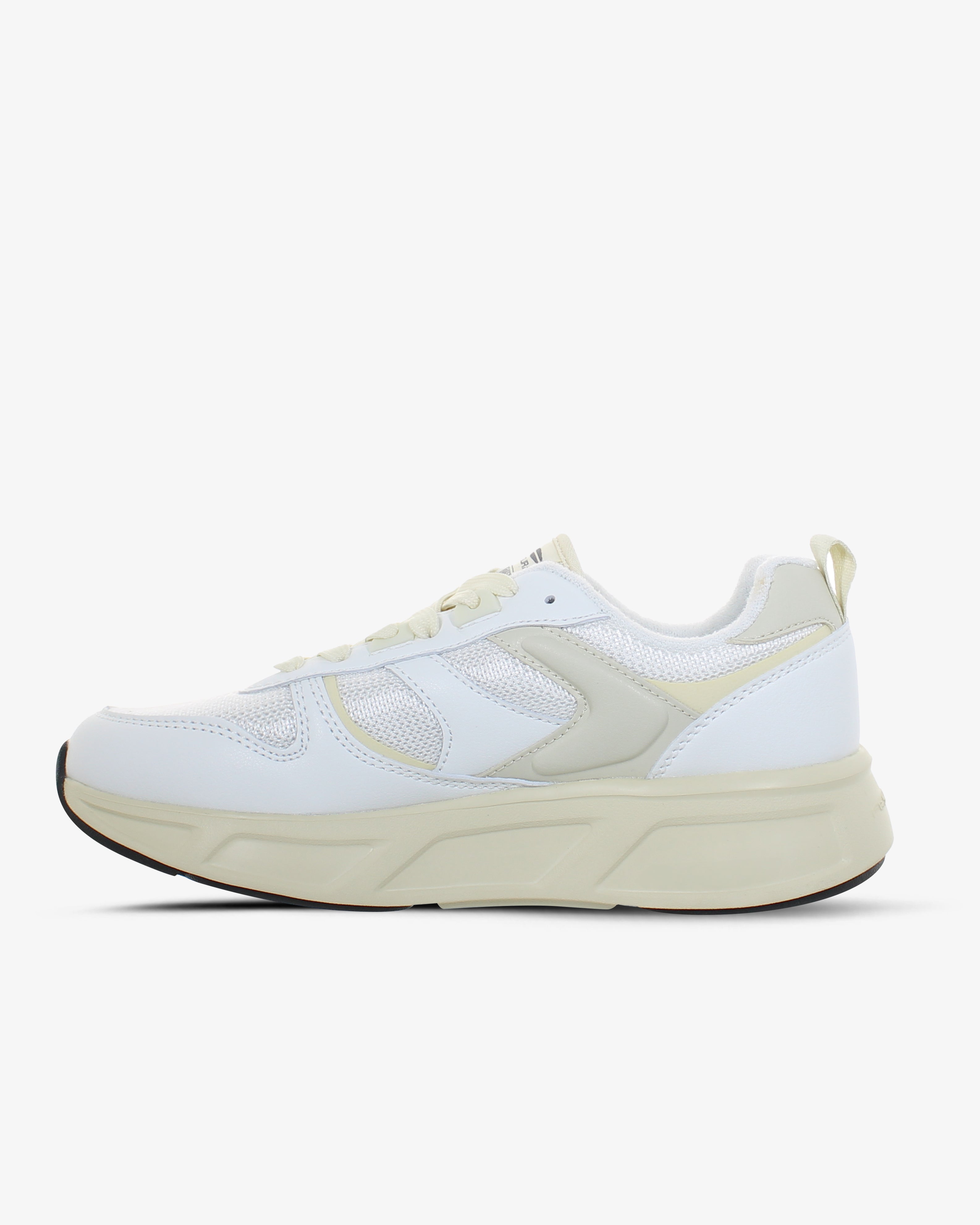 Fessura Walk #03 In White-milk