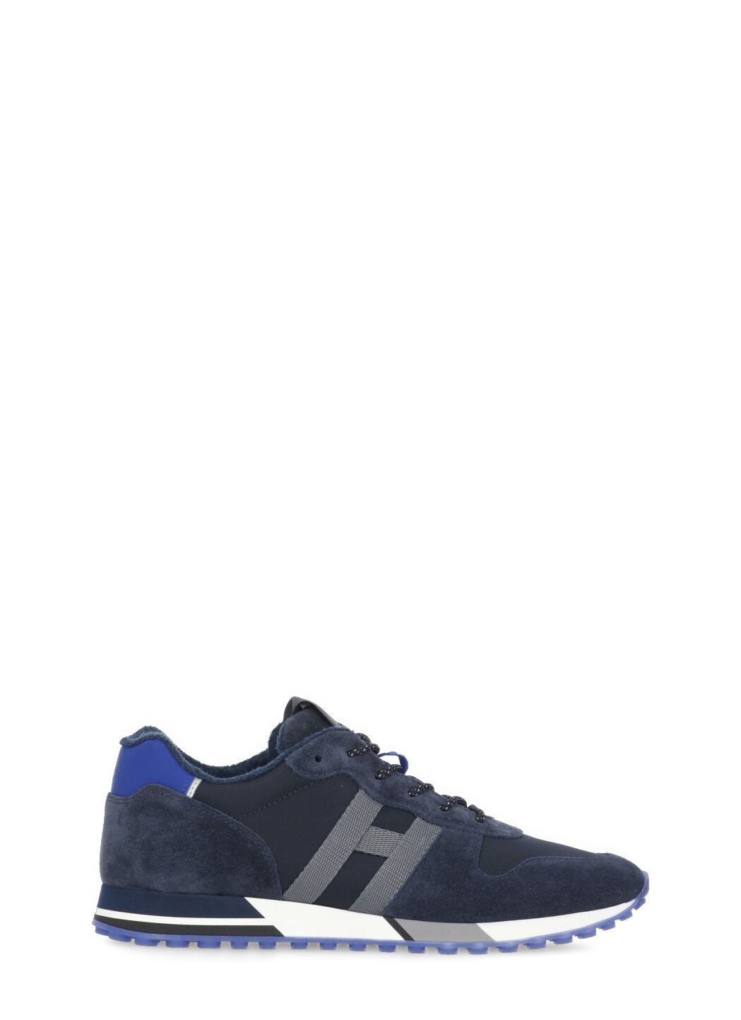 H383 Low-top Sneakers