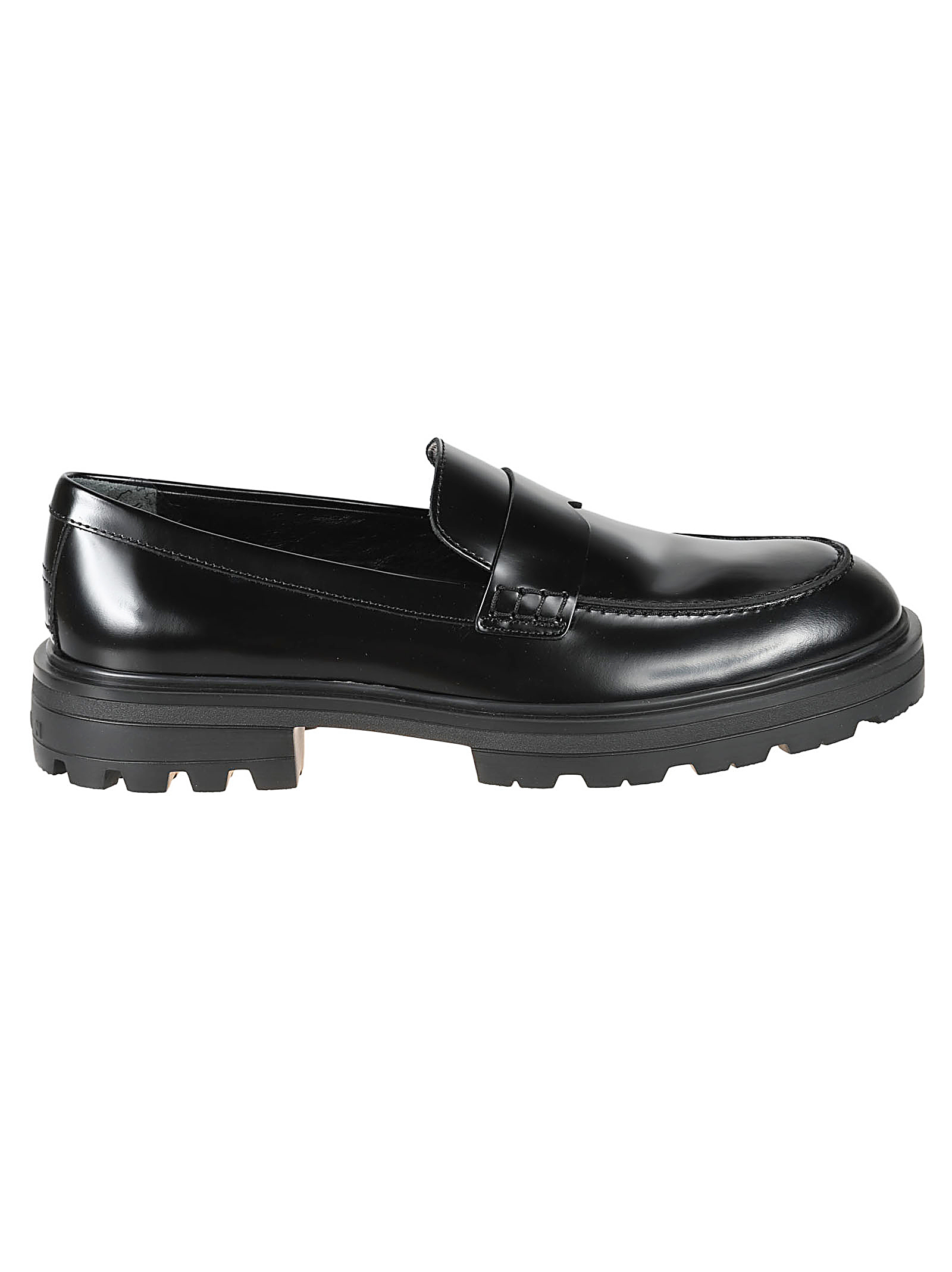 H673 Loafers