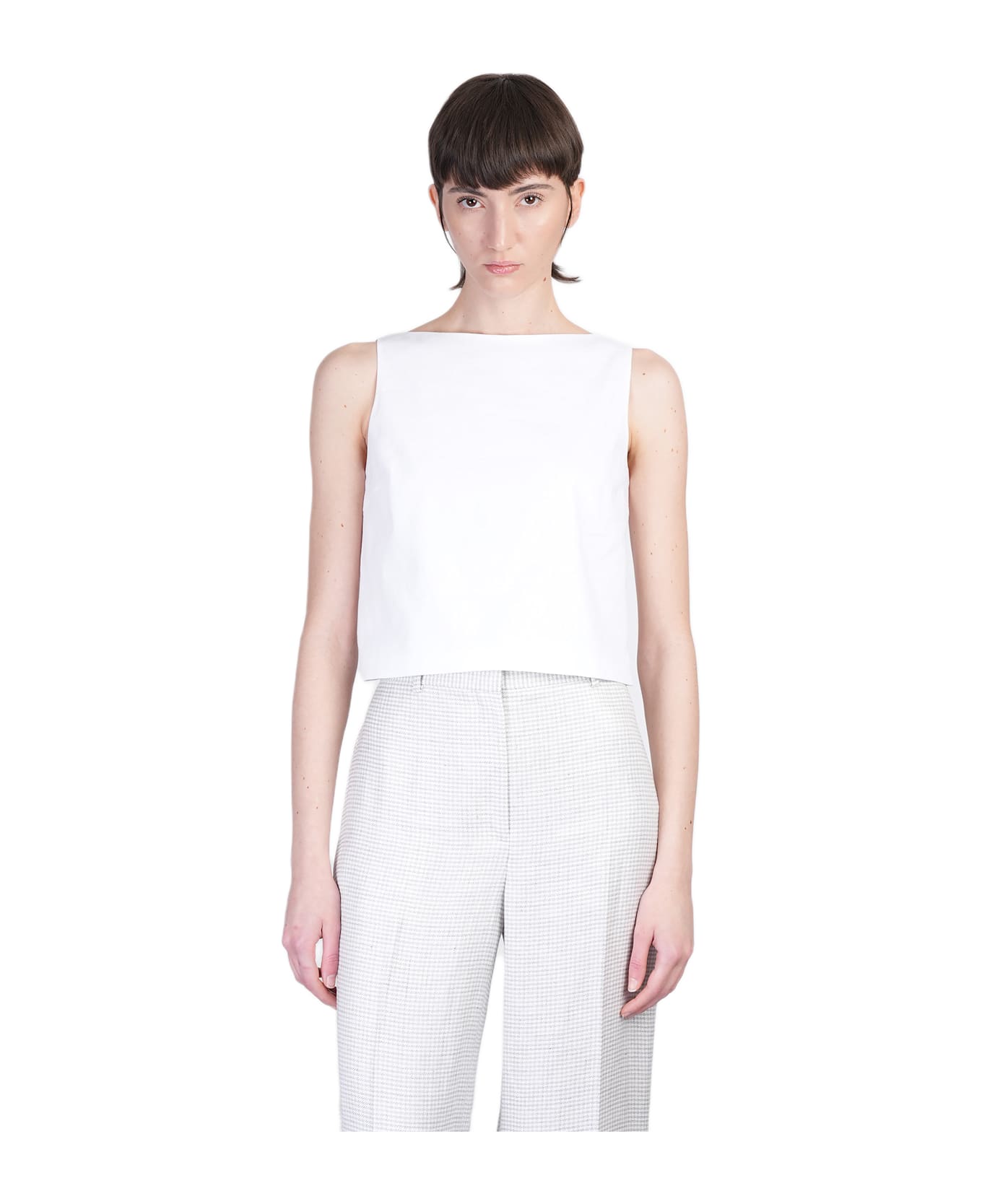 Theory Topwear In White Linen - white