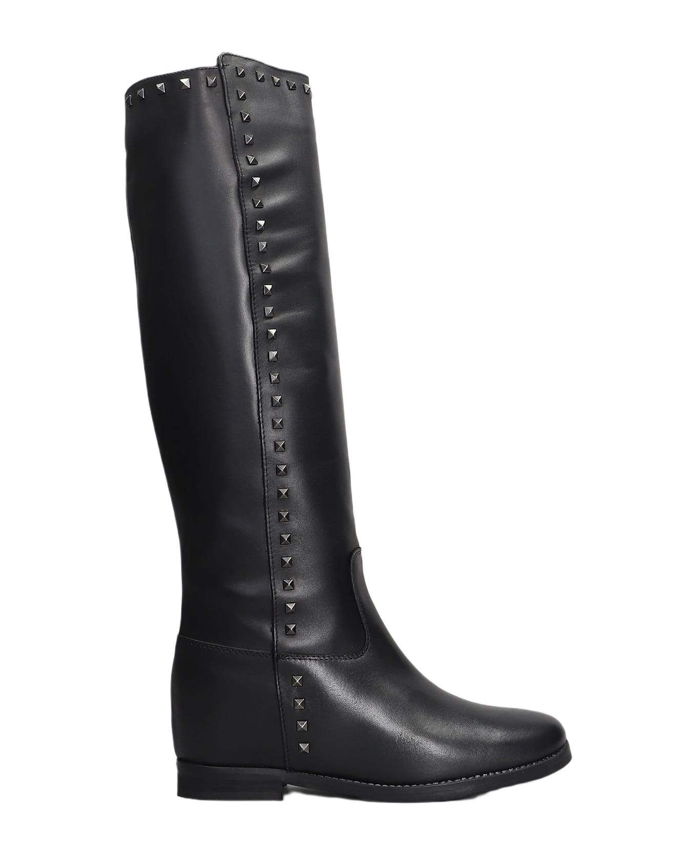 Julie Dee Low Heels Boots In Black Leather - black