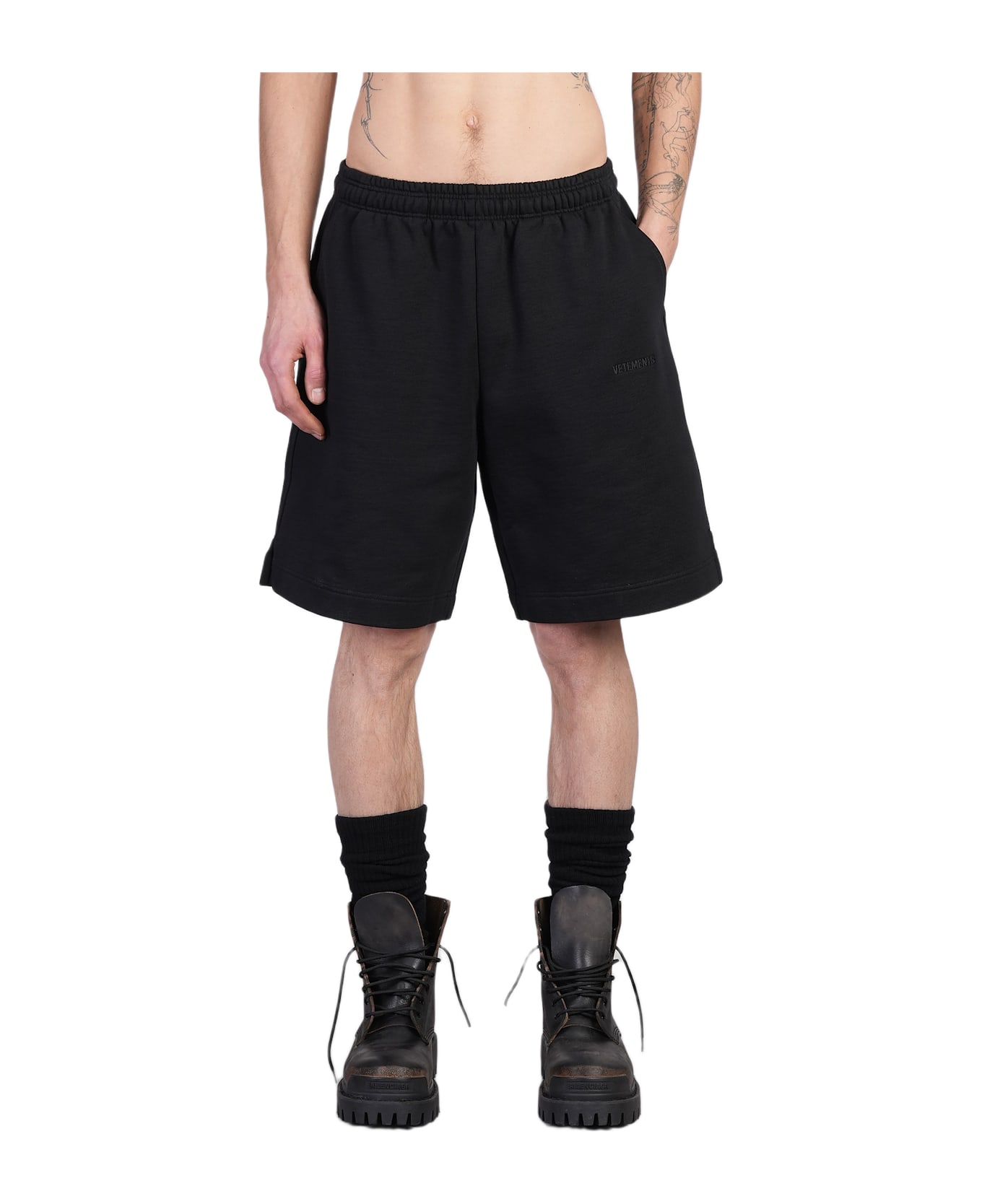 VETEMENTS Shorts In Black Cotton - black