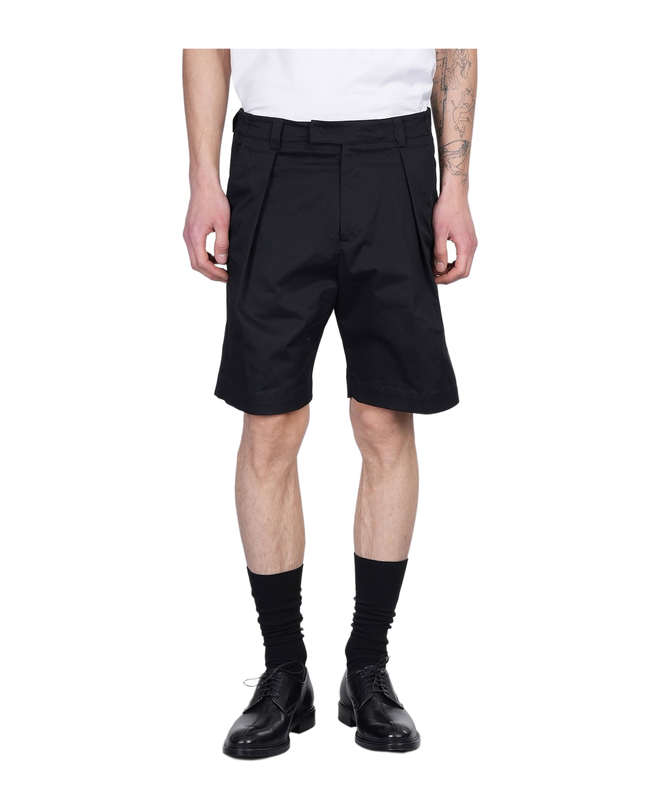 Low Brand Kim Shorts In Black Cotton - black