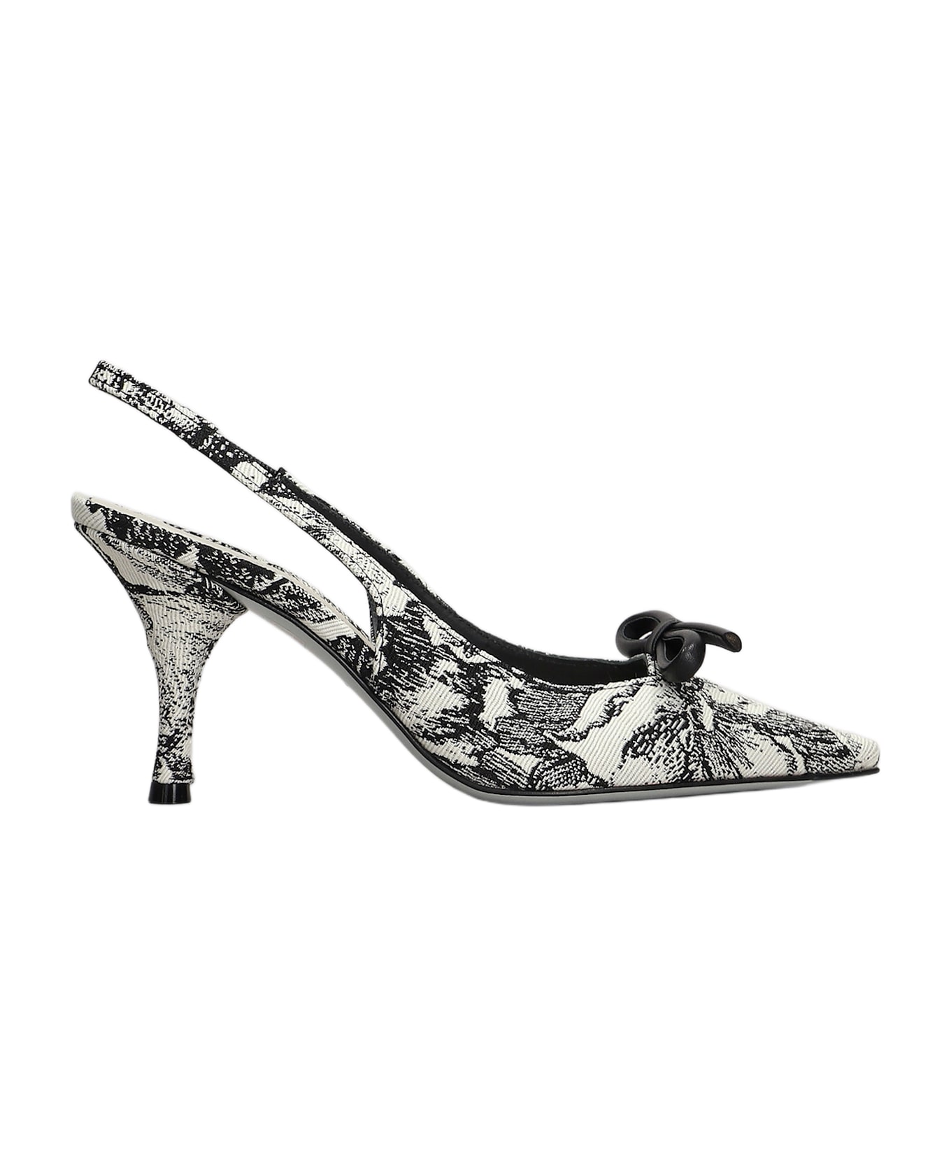 Roberto Festa Marigold Pumps In White Fabric - white