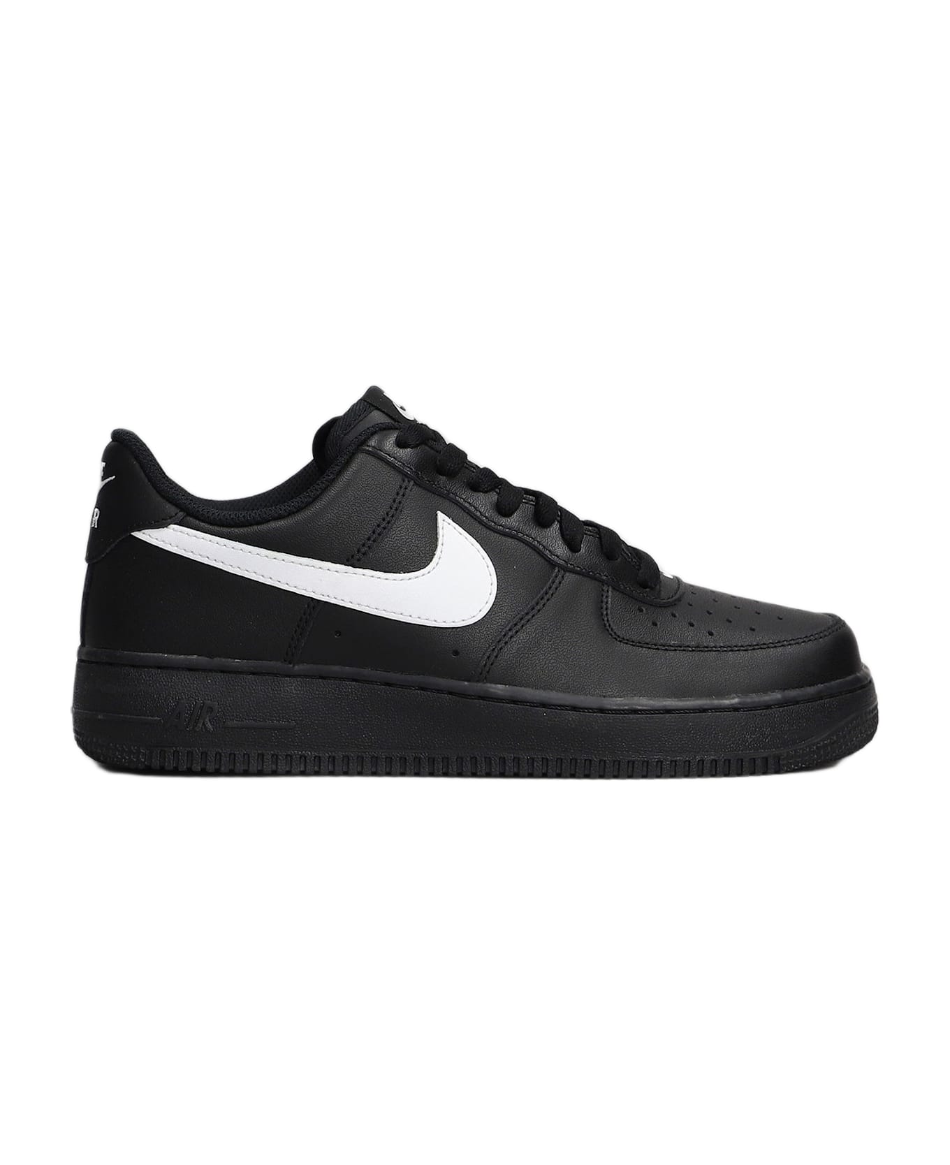 Nike Air Force 1 07 Sneakers In Black Leather - black