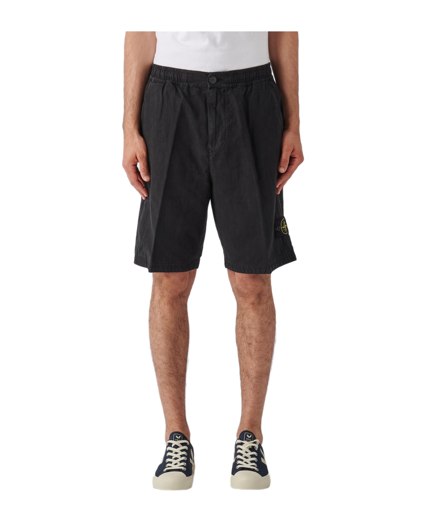 Stone Island Bermuda Confort Shorts - BLACK ショートパンツ