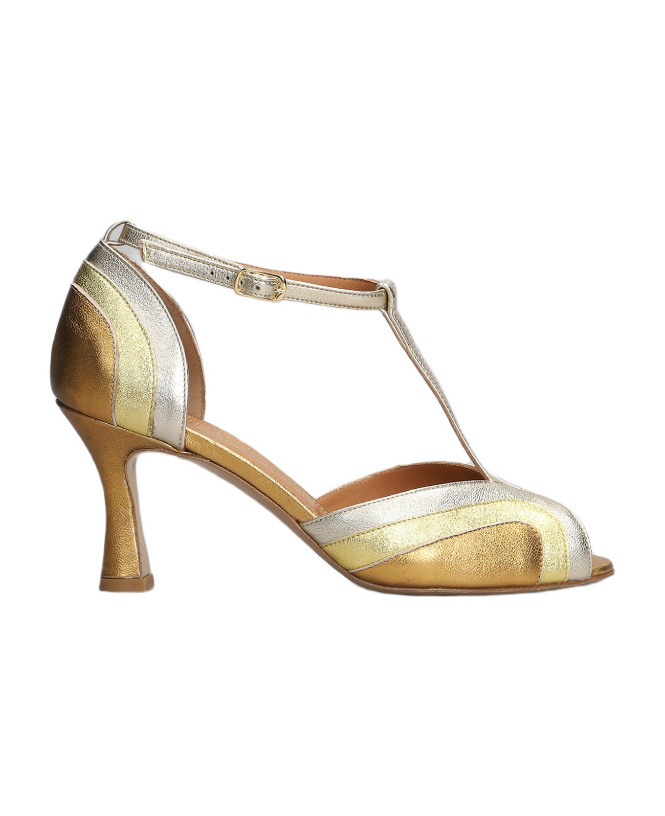 Julie Dee Pumps In Platinum Leather - platinum