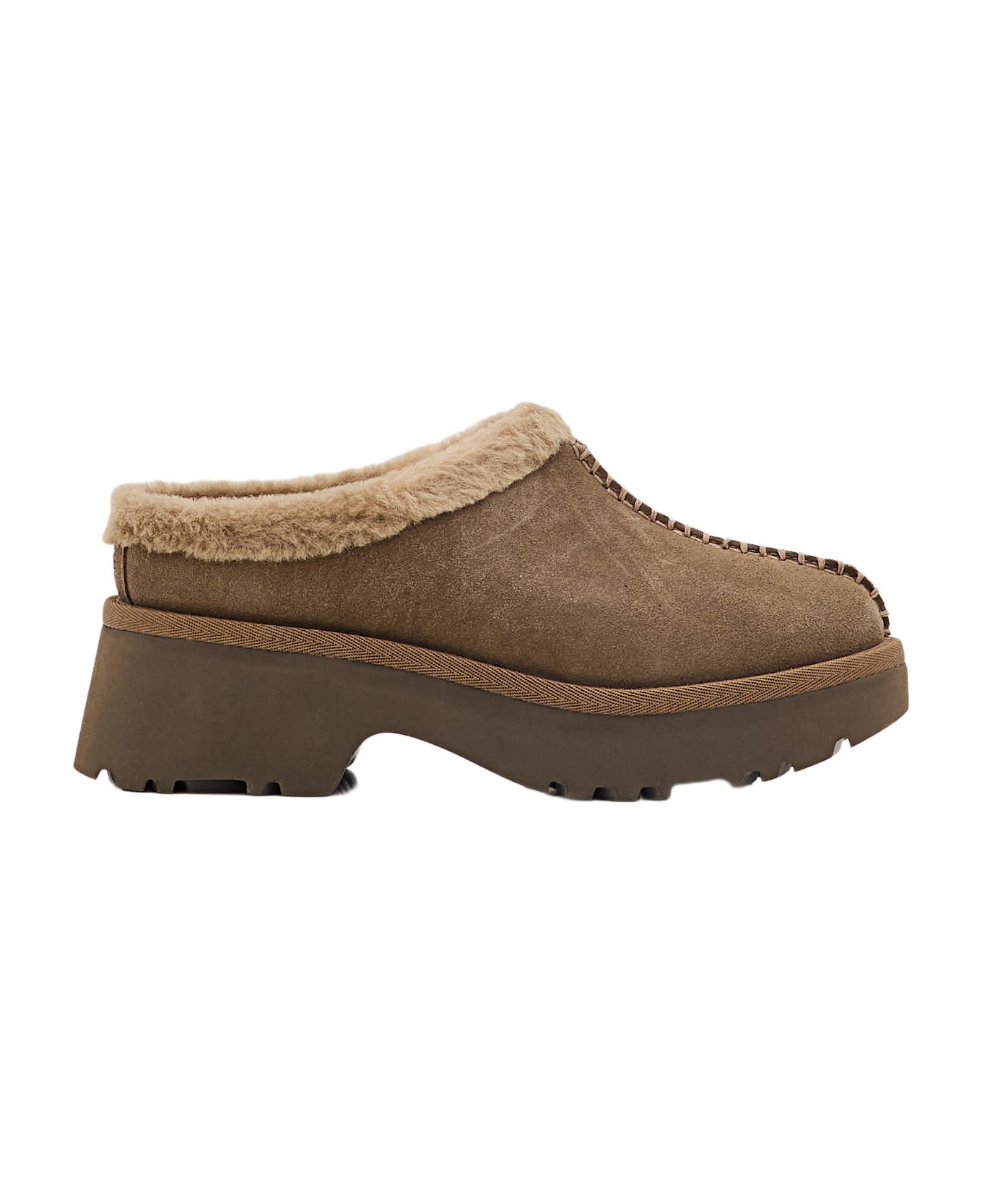 UGG W New Heights Cozy Clog - Brown