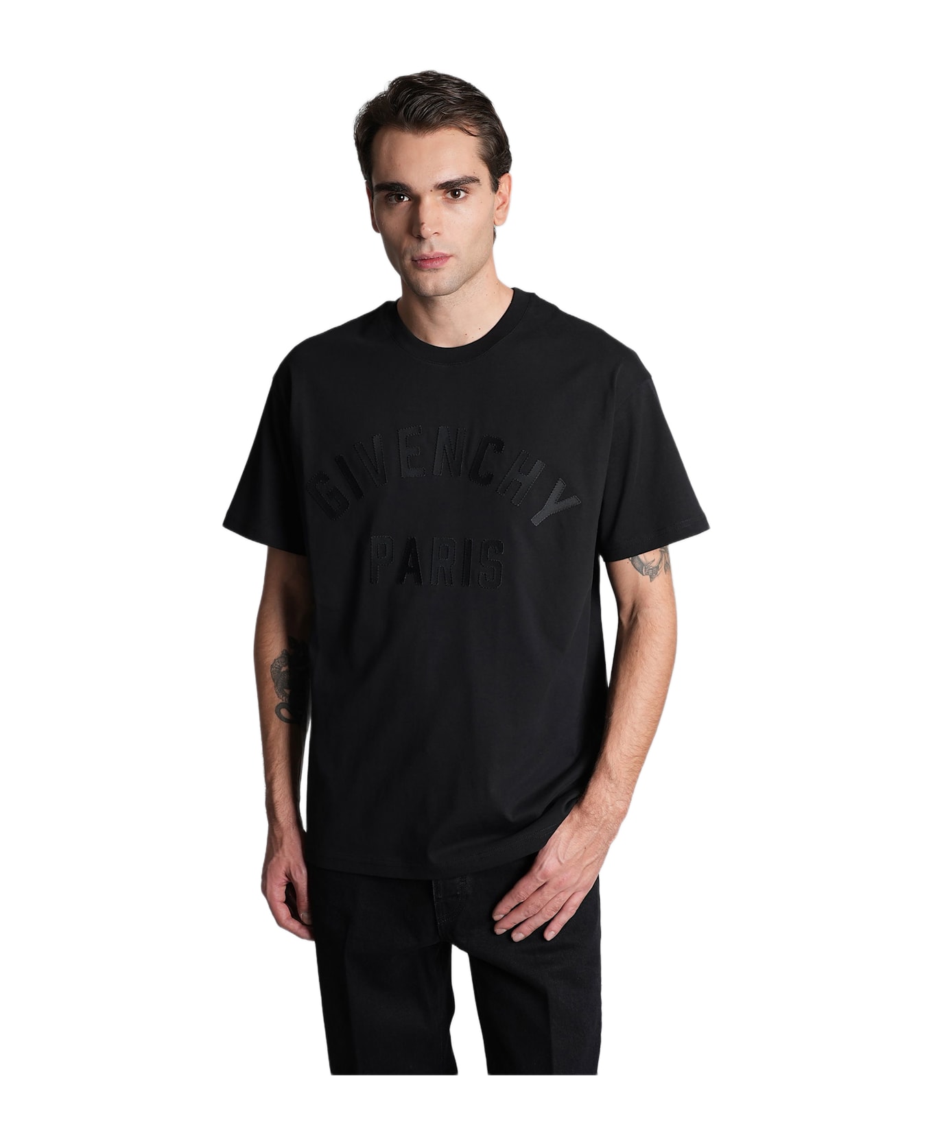 Givenchy T-shirt In Black Cotton - black