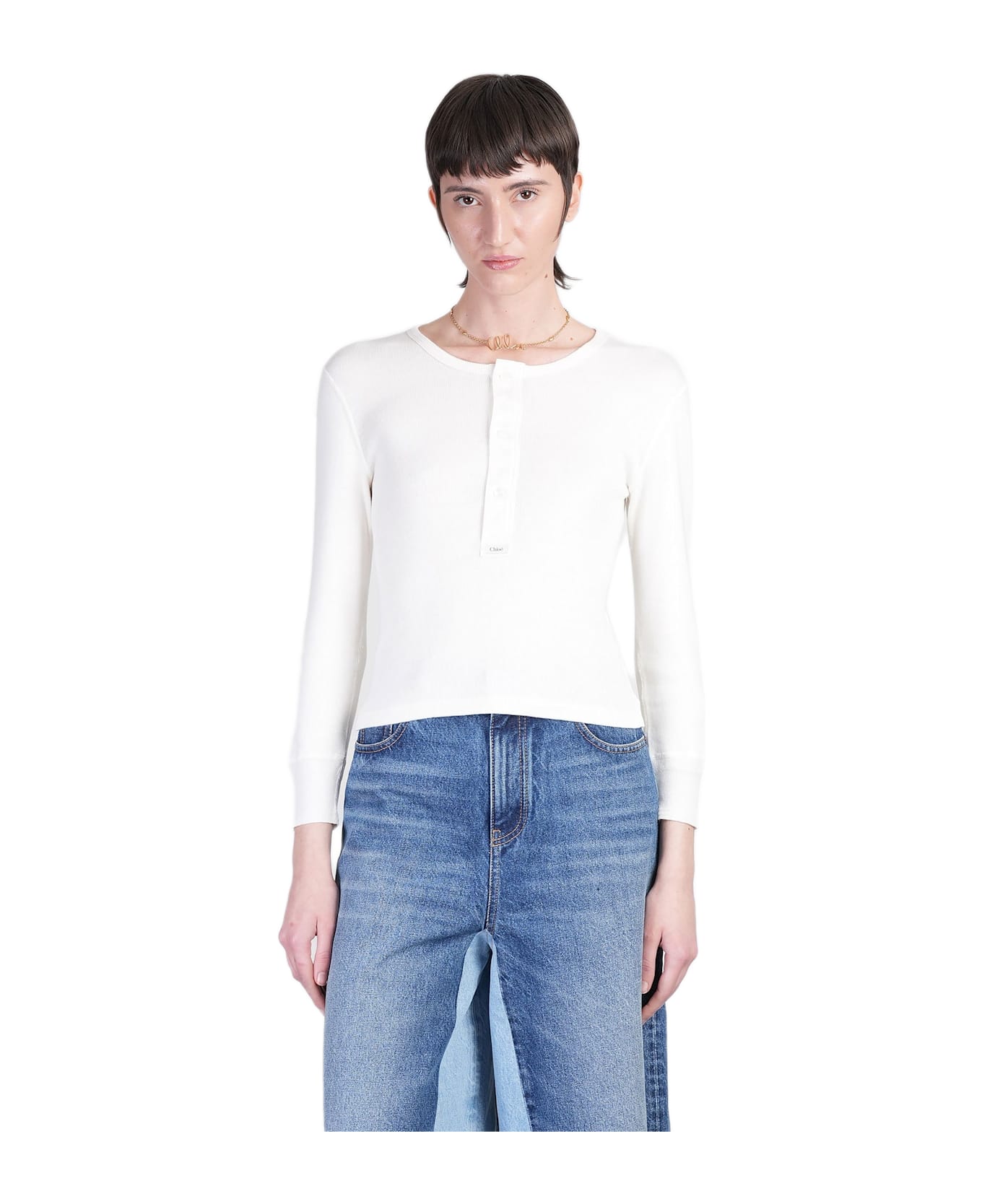 In White Cotton - Thumbnail 2