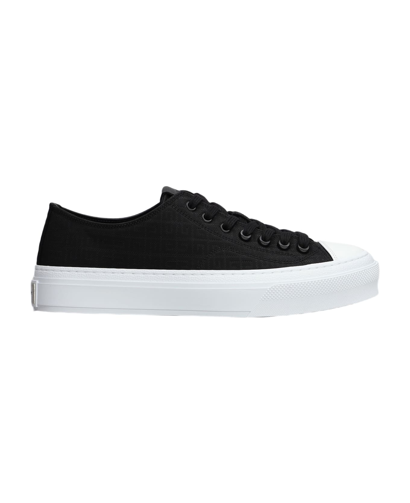 Givenchy City Low Sneakers In Black Leather - black