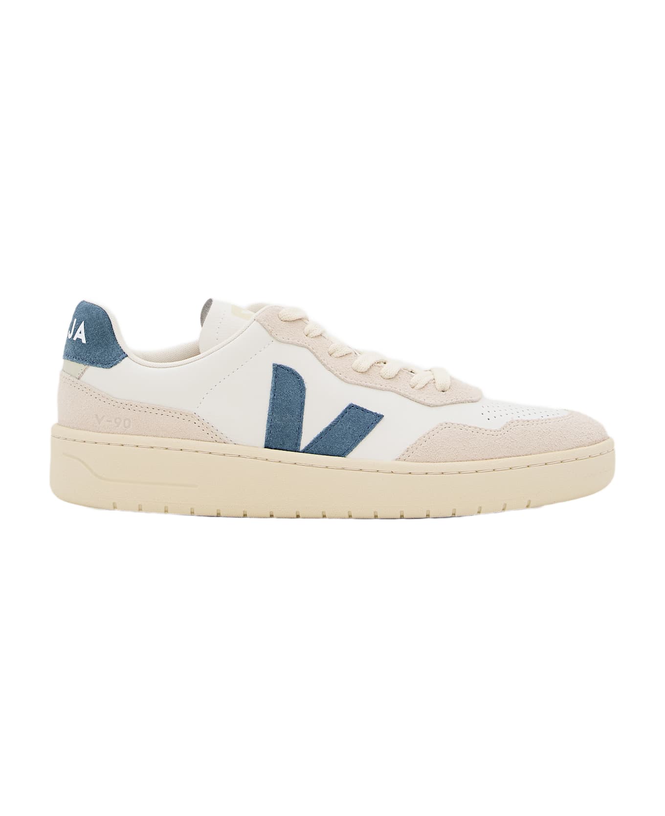 Veja Sneakers V-90 - White