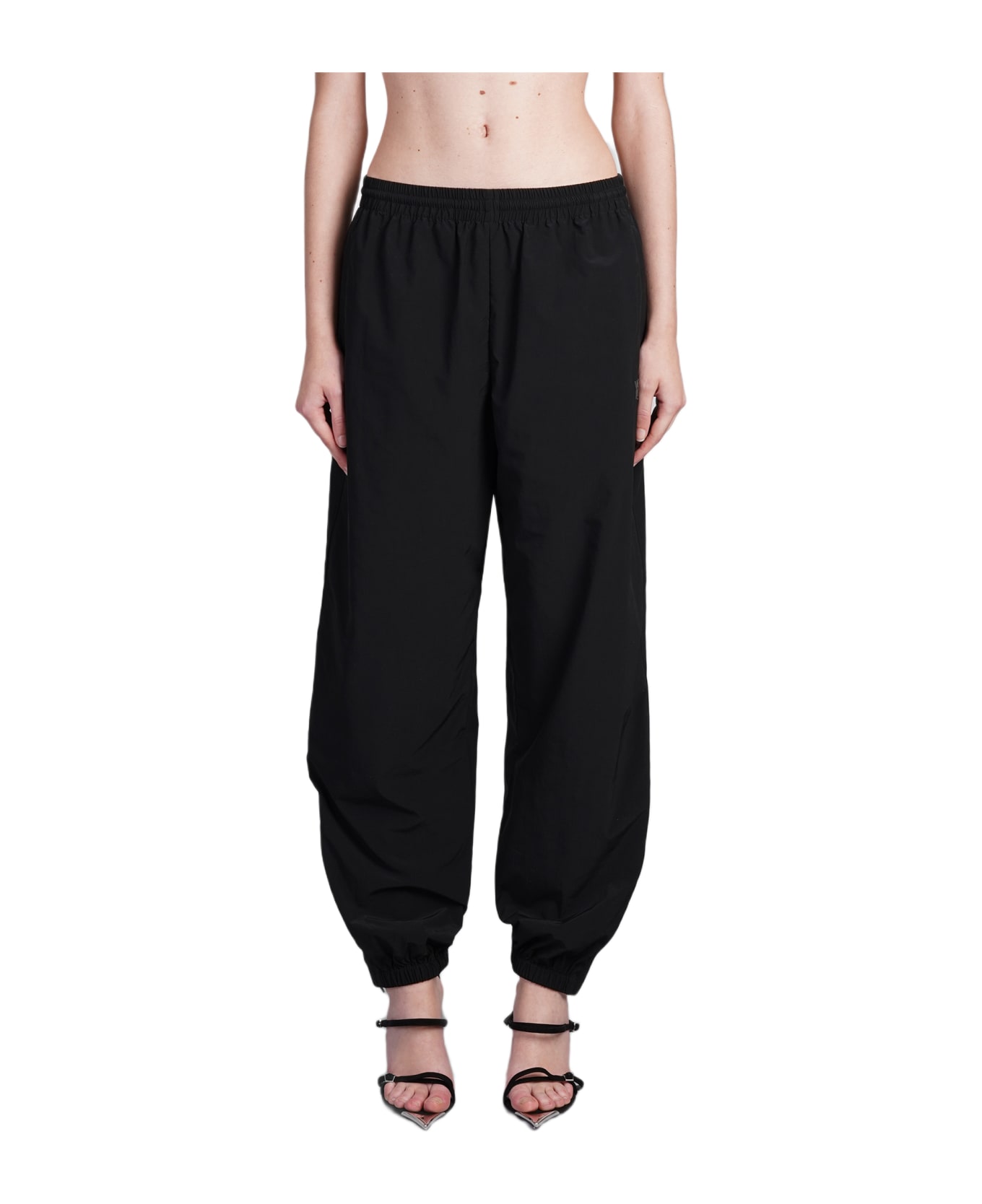 【関税込み】Alexander Wang ブラック タックパンツ Alexander Wang Pants In Black Polyester | italist