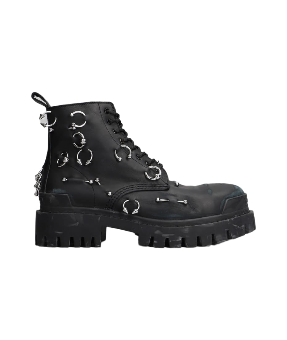 【関税&送料込】Balenciaga Black Leather Strike Boots Strike leather ankle boots in black - Balenciaga | Mytheresa