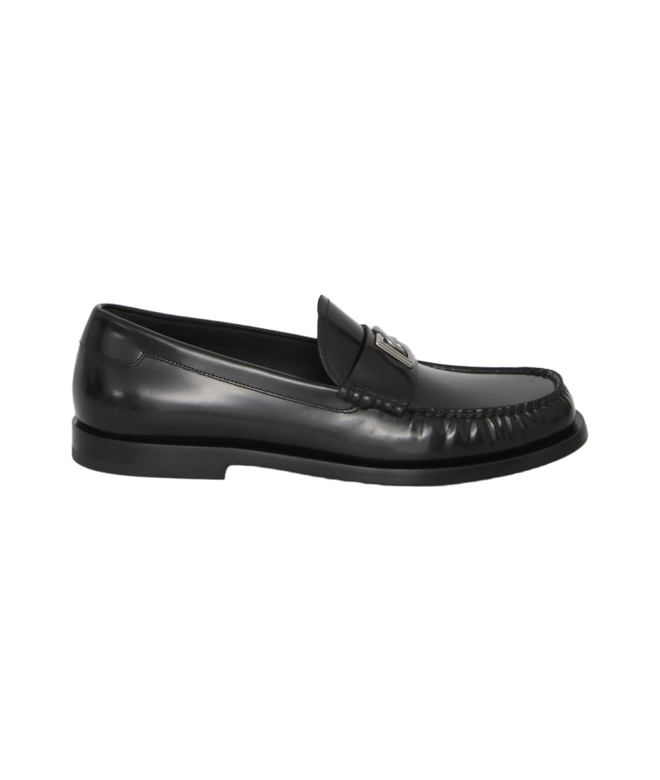 Dolce and gabbana nationality sales