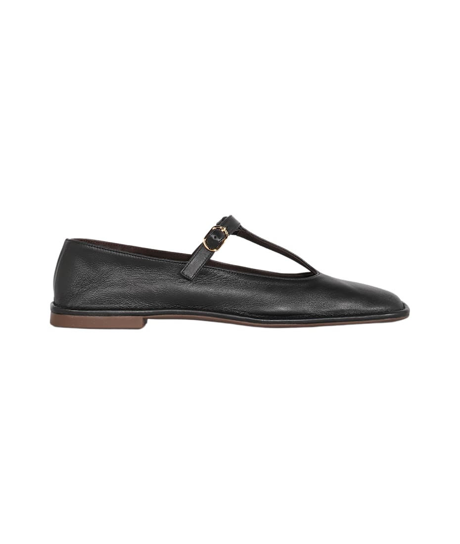 【送料&関税込】The Row Black Square T Leather Flats The Row Black Square T Leather Flats | italist