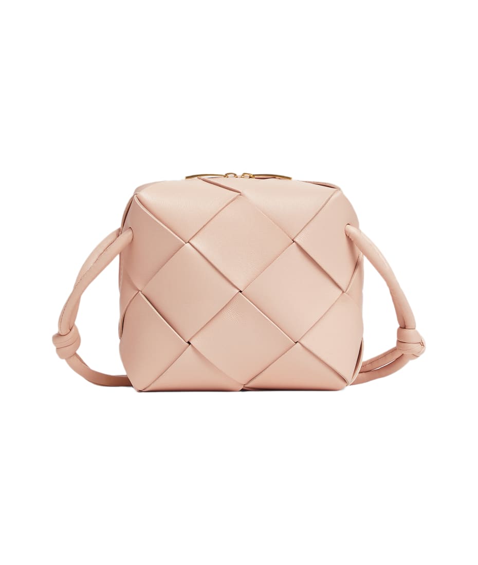 【BOTTEGA VENETA】Mini Cassette Camera Bag Bottega Veneta Mini Cassette Camera Bag | italist