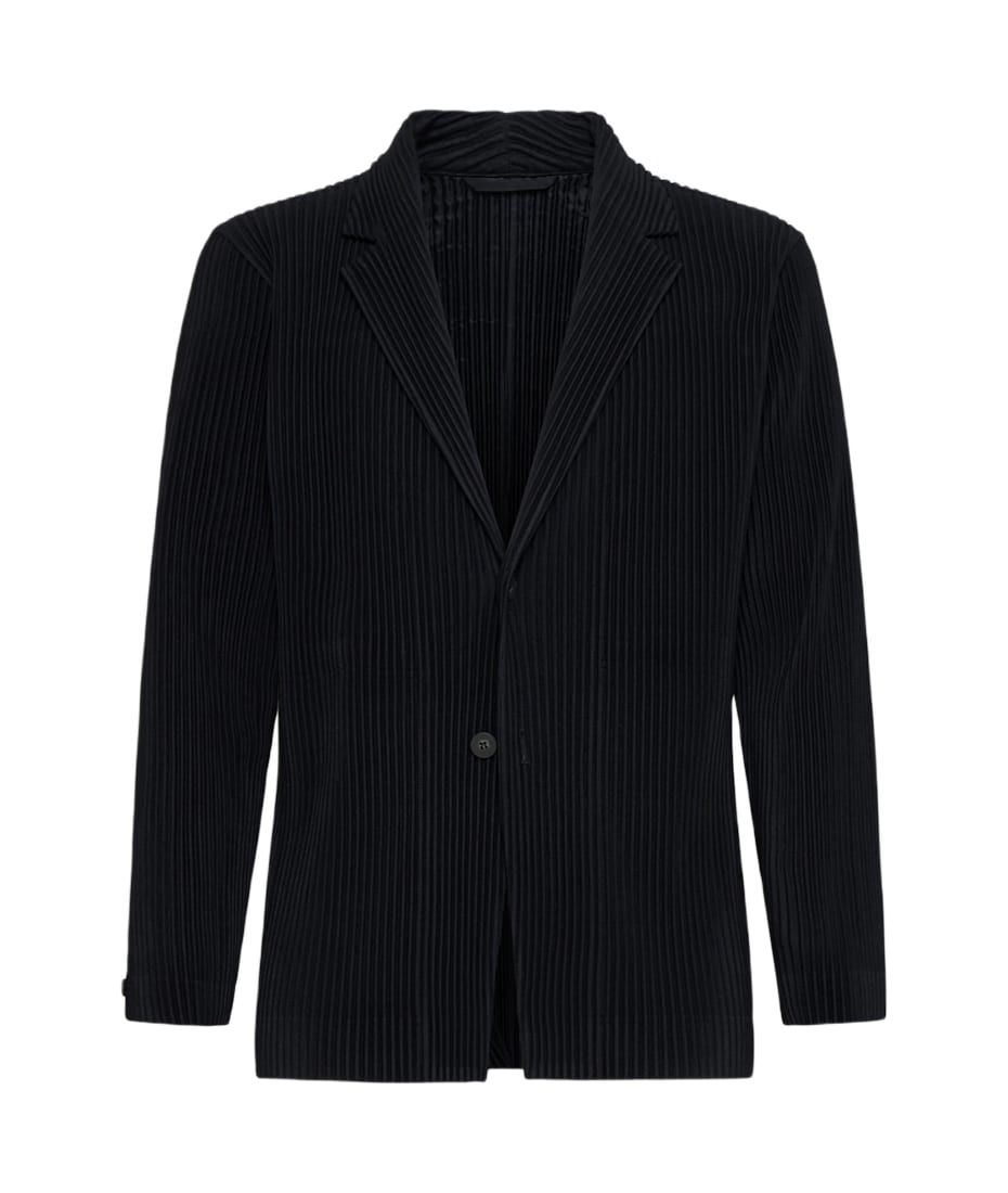 HOMME PLISSÉ ISSEY MIYAKE DRAWING COAT HOMME PLISSÉ ISSEY MIYAKE launches FW2024 series developed