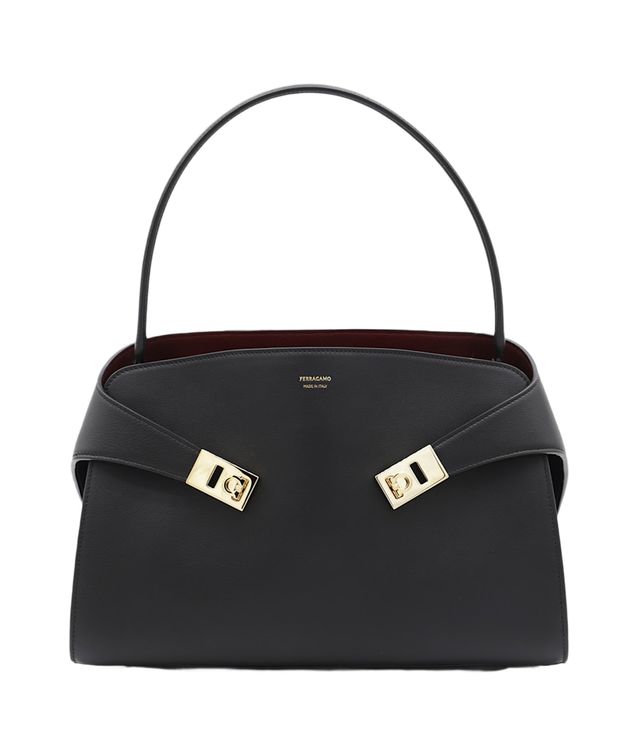 ★関税込み★ FERRAGAMO BLACK LEATHER TOP HANDLE BAG Ferragamo Black Leather Top Handle Bag | italist