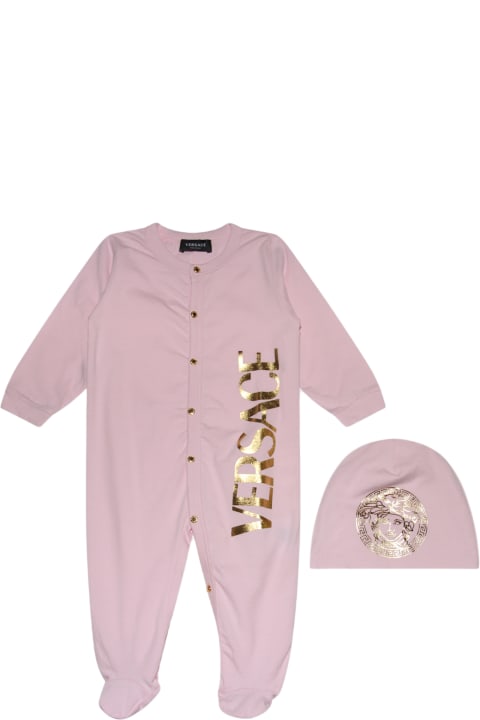 ベビーガールズのセール Versace Baby Pink And Gold Cotton Jumpsuit
