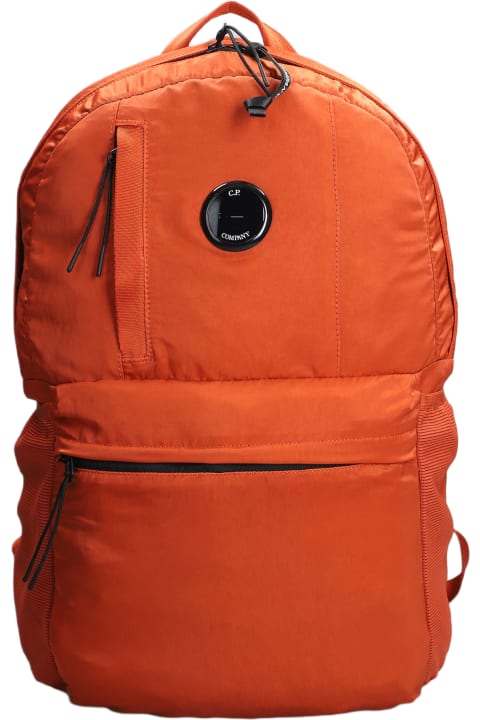 メンズ C.P. Companyのバッグ C.P. Company Nylon B Backpack In Orange Polyester
