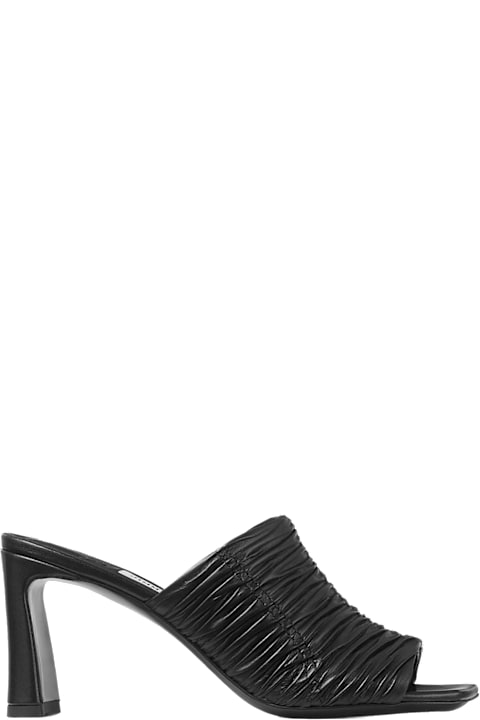 Jimmy Choo for Women Jimmy Choo Black Leather Pumps