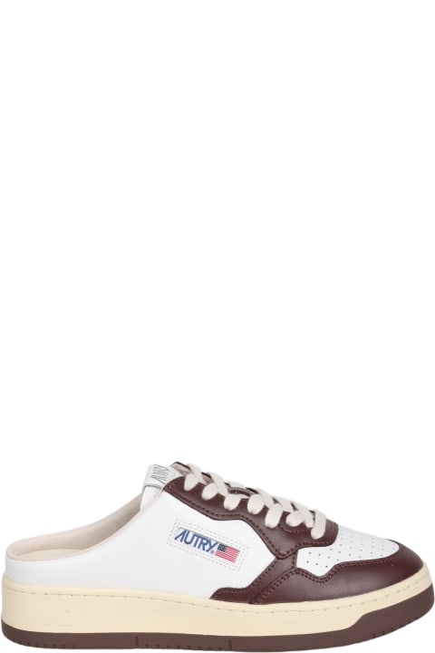 Shoes for Women Autry Autry Medalist Mule Low Sneakers In White And Beige Leather