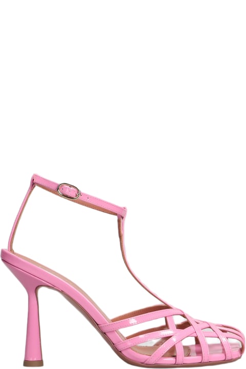 ウィメンズ Aldo Castagnaのシューズ Aldo Castagna Lidia Sandals In Rose-pink Patent Leather