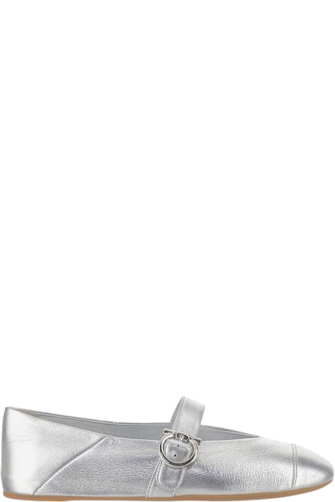 【送料&関税込】Ferragamo Ballet Flats Ornament Hooks Ferragamo Vara plate ballet flats for Women - Beige in UAE