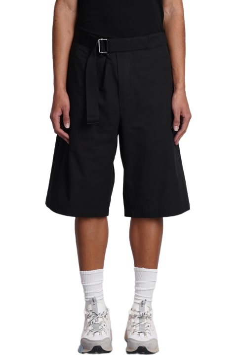 メンズ OAMCのボトムス OAMC Shorts In Black Cotton