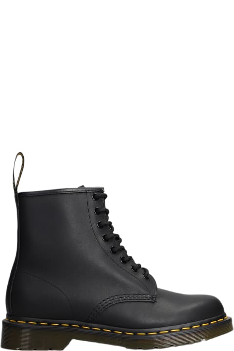Boots for Men Dr. Martens 1460 Greasy Combat Boots In Black Leather