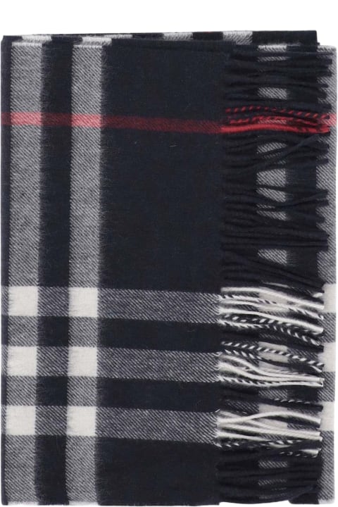 ウィメンズ Burberryのスカーフ Burberry Cashmere Scarf With Check Pattern