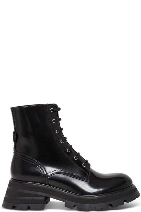 Wander Ankle Boots In Black Leather