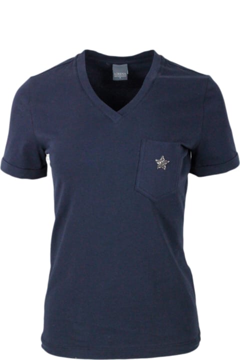 T-shirt With V-neck