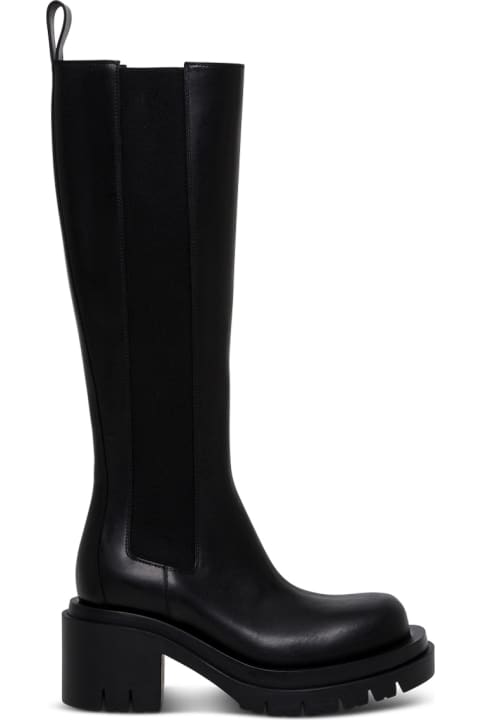 Bottega Veneta Black Vegetable Leather Chelsea Boots - Beige