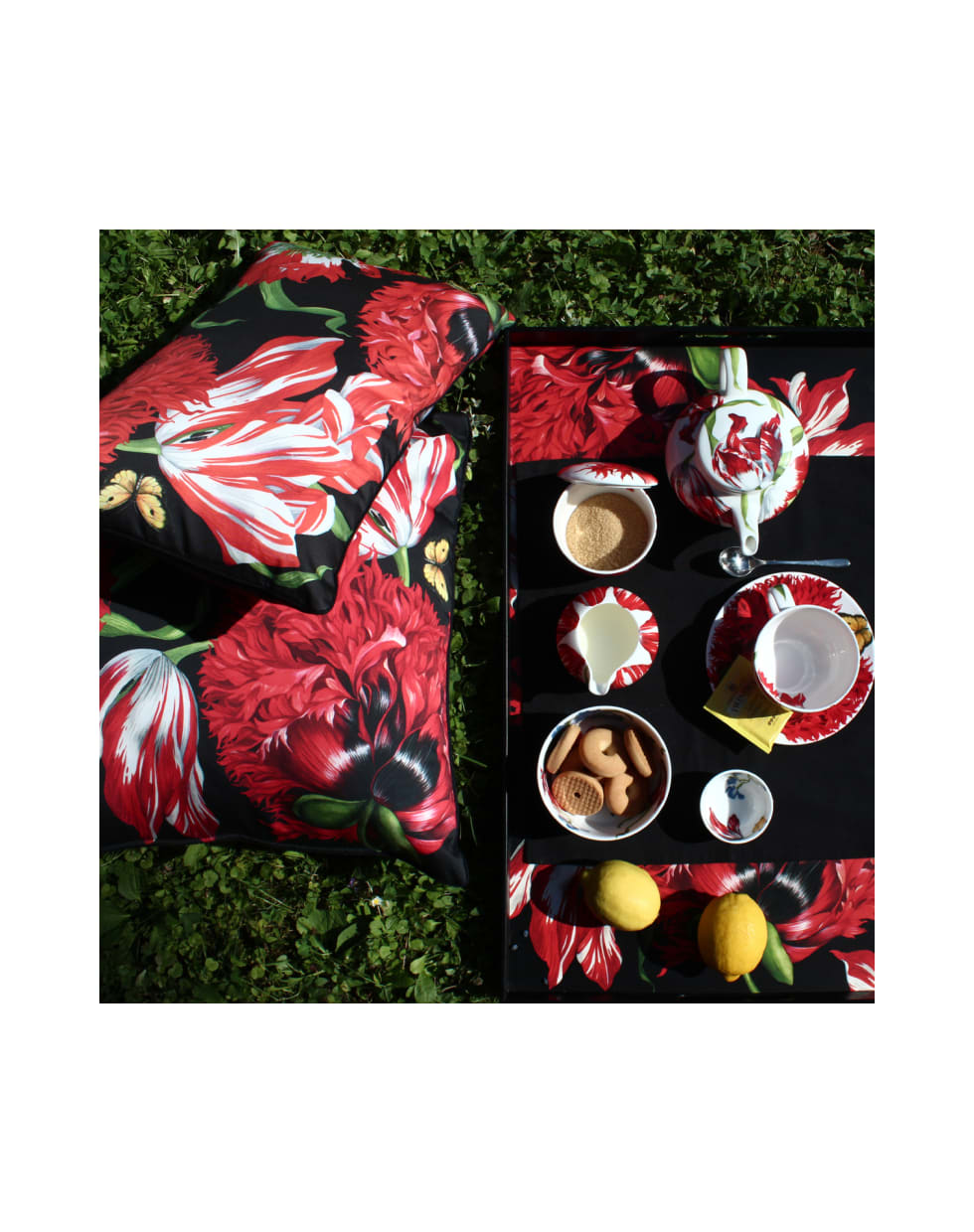 Taitù Large Rectangular Tray- Emotion Collection - Red & Black