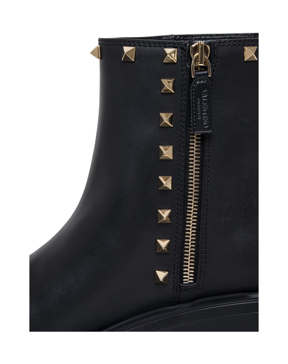 Valentino Garavani Uniqueform Studded Leather Boots With Oversize Sole - Black
