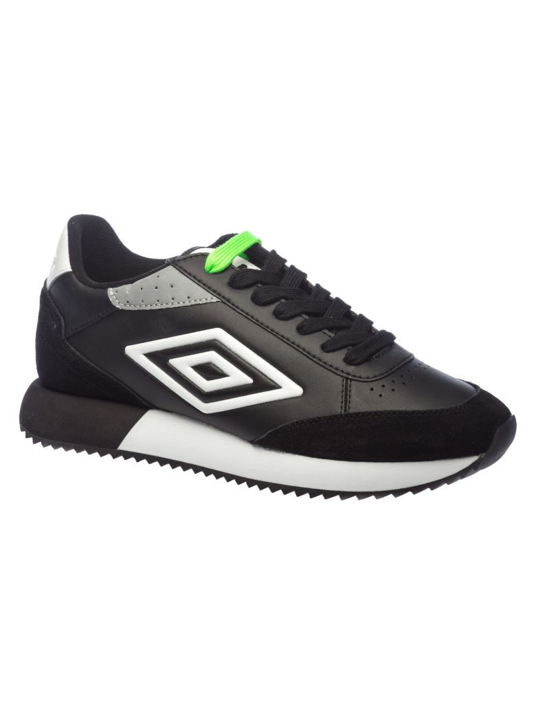 Umbro Umbro Classic Running Sneakers - Black/White - 10737998 | italist