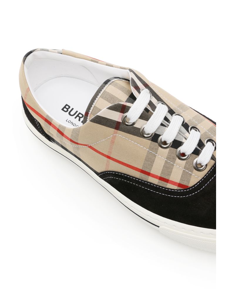 BURBERRY WILSON SNEAKERS,11143273