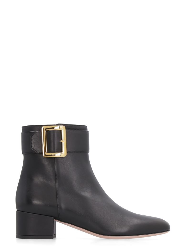 bally chelsea boots