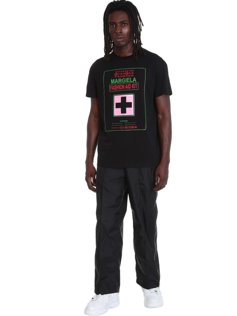 MAISON MARGIELA T-SHIRT IN BLACK COTTON,11011622