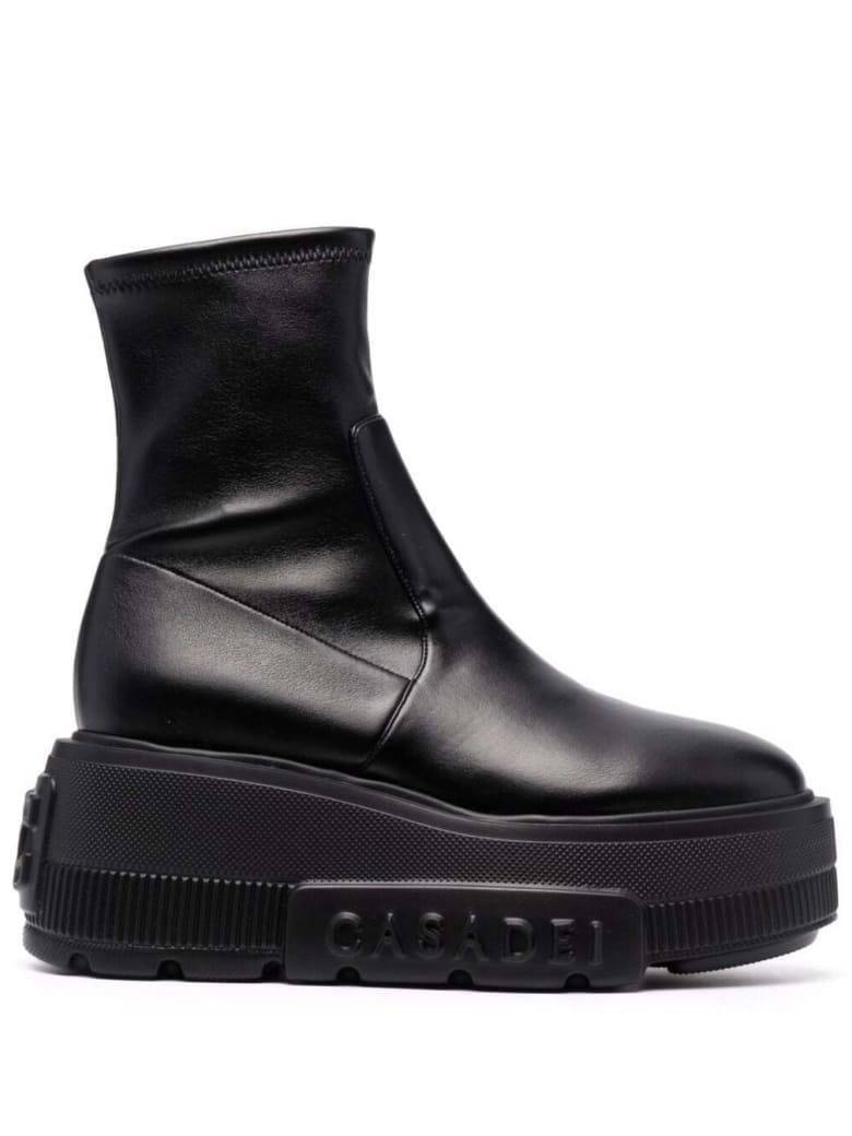 casadei chain boots