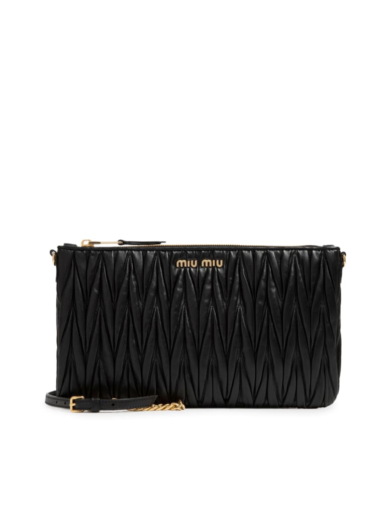 miu miu pochette matelasse