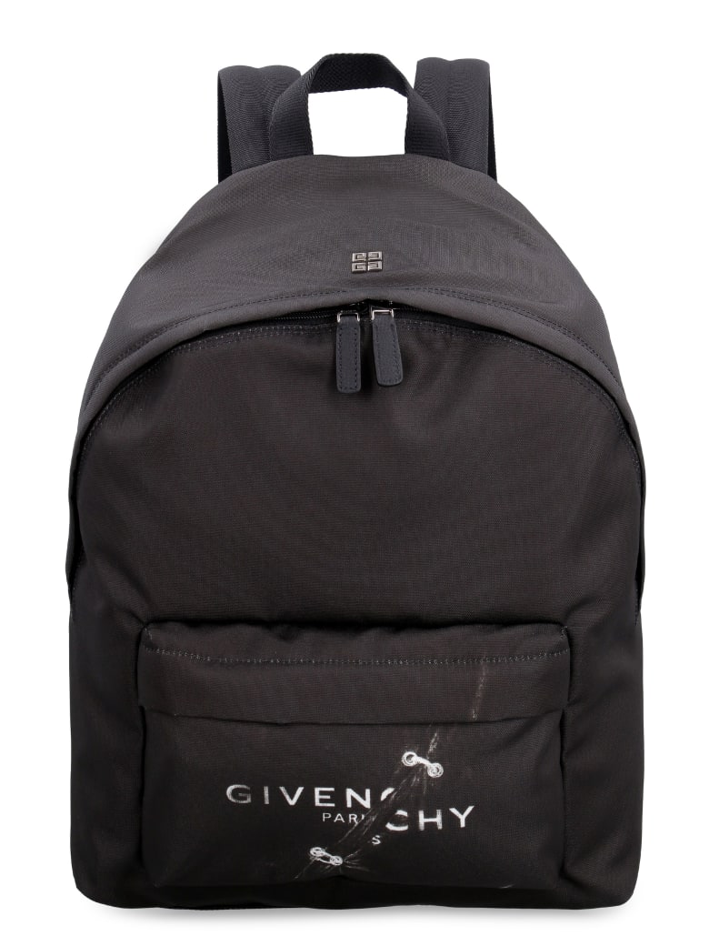 Givenchy Essential U Logo Detail Nylon Backpack - Nero