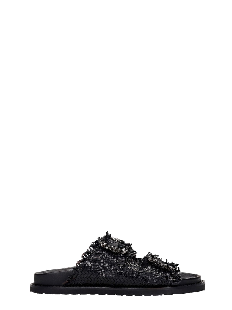Coral Blue Flats In Black Leather - black